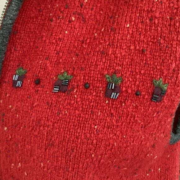 Woolrich Beaded Nordic Hooded Zip Vest Lambswool Blend M Red 33R - Picture 6 of 9